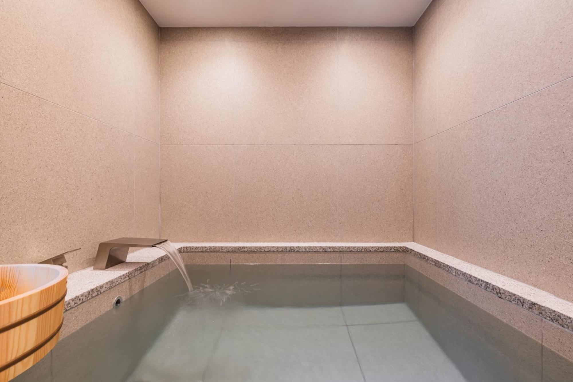 Hanok Blue Dot Apartment